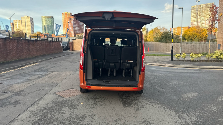 Ford Tourneo Custom Transit Custom Tourneo L1 Diesel Fwd 2.0 EcoBlue 185ps L/R 8 Seater Sport Auto